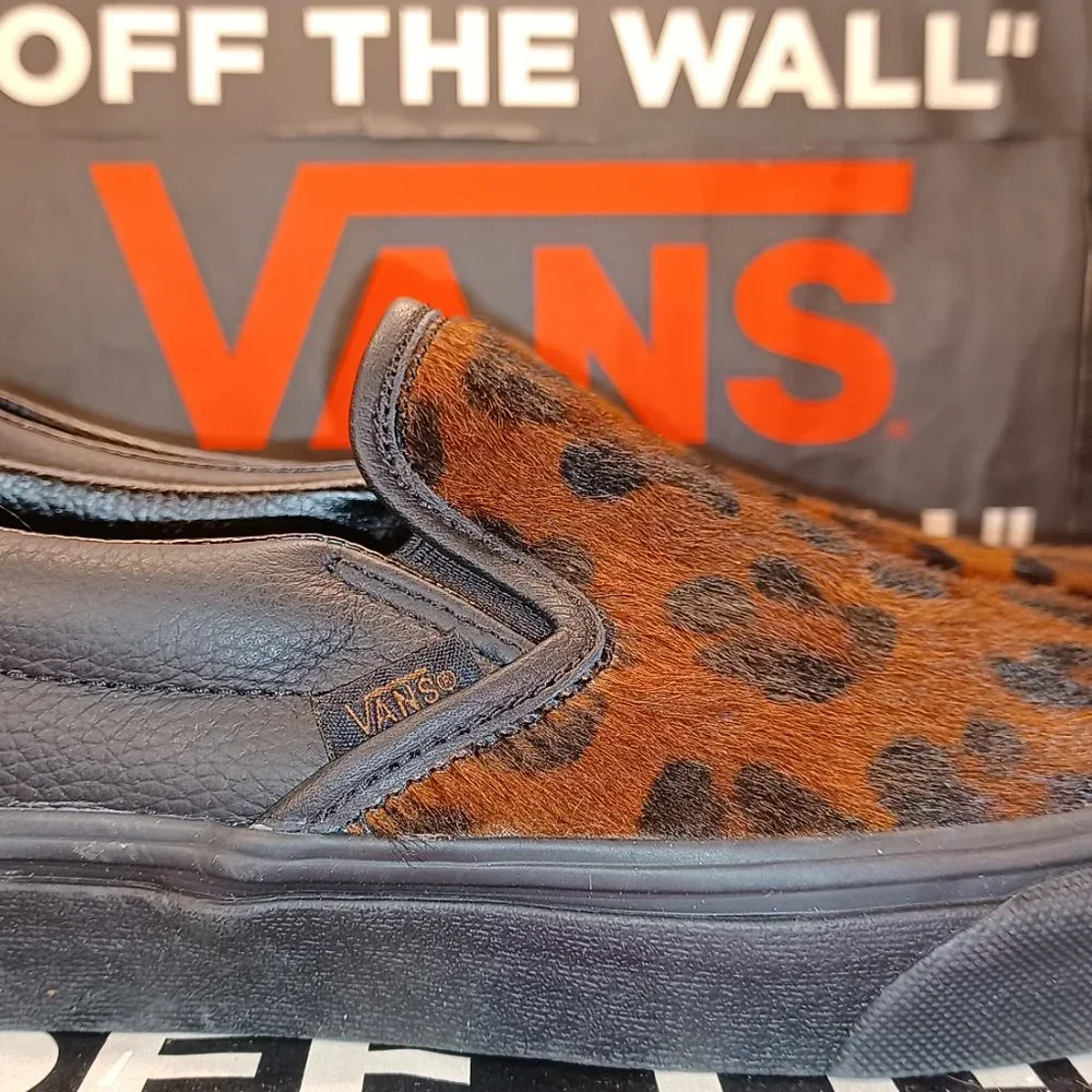 Vans Classic Slip-On Calf Hair Dark Leopard Black Men's 7/Womens 8.5 VN0A7VCFAB0 - Picture 10 of 12